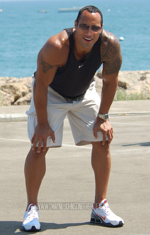 melaninmuscle:caterpillarsend: Hunk of Me4t (First, Second, Third, Fifth)  Dwayne Johnson