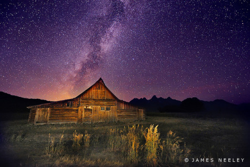 Dark Sky at Mormon Row by James Neeley on Flickr.