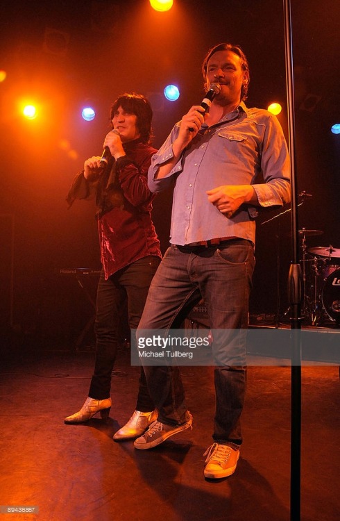 mrsbobfossil: Julianuary 2017 16/31 - Julian and the Boosh at the Roxy July 2009 (most by Michael Tu