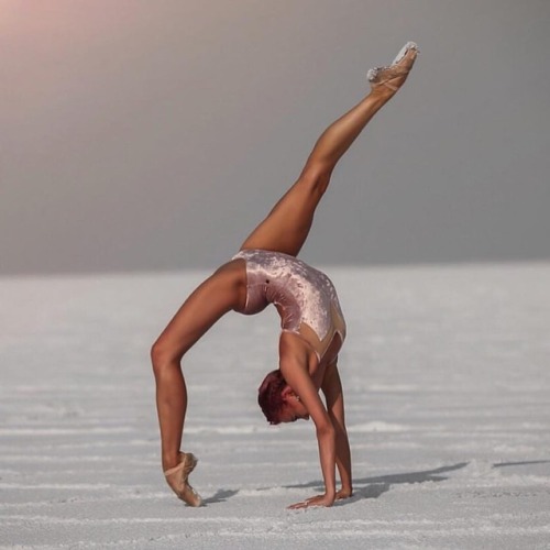 Happy World Ballet Day with the amazing Dusty Button at the Bonneville Salt Flats Photo©️Mitch 