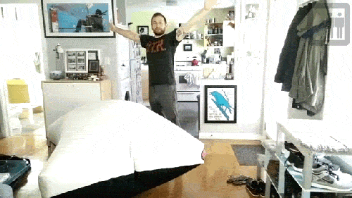 Man creates world’s largest whoopee cushion. Cat is not amused.(original video)