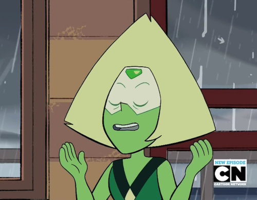 peridotarchives:  that hits the perispot   she is just so precious! <3 <3 <3