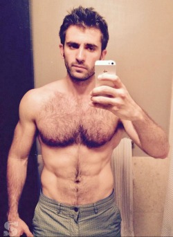 beautifulhairyman:  Beautiful Hairy Man(from internet)If you like my hairy pics - click to follow me - https://beautifulhairyman.tumblr.com