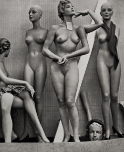 holdthisphoto:  Fashion mannequin by Zoltán Glass 