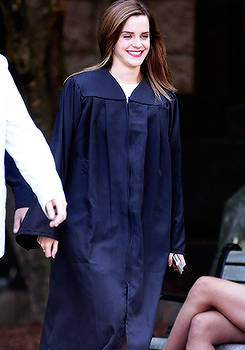 archiveblog0101:  Emma Watson graduates from