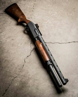 ian-ingram:  Remington 870 shotgun