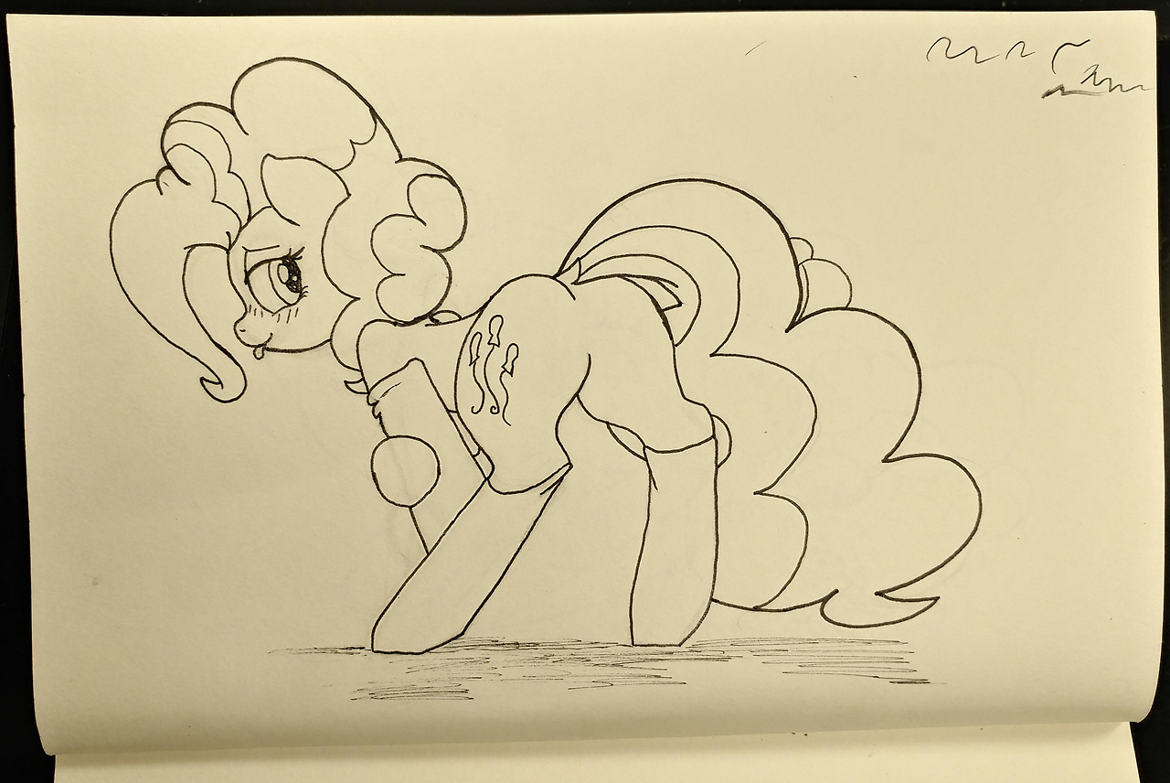 mangs-art:ponk butt for day 2 c: