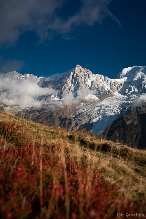 L'Aiguille du Midi.(Haute-Savoie - Octobre 2021).A Julie…© Quentin Douchet.