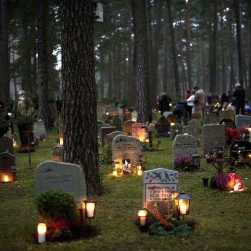 globalchristendom:hyperb0rean:All Saints’ Day in SwedenAll Saints’ Day is a day of digni