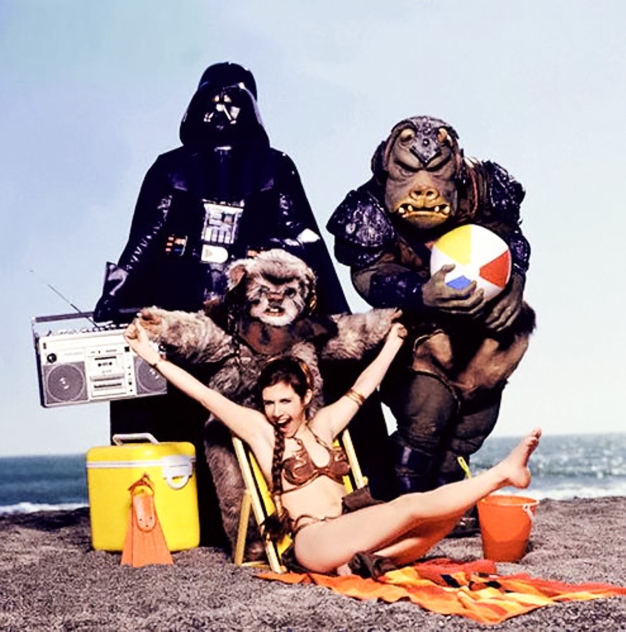 miviso: miviso:  Possibly the greatest movie promo photoshoot 📸✌🏻️ever.