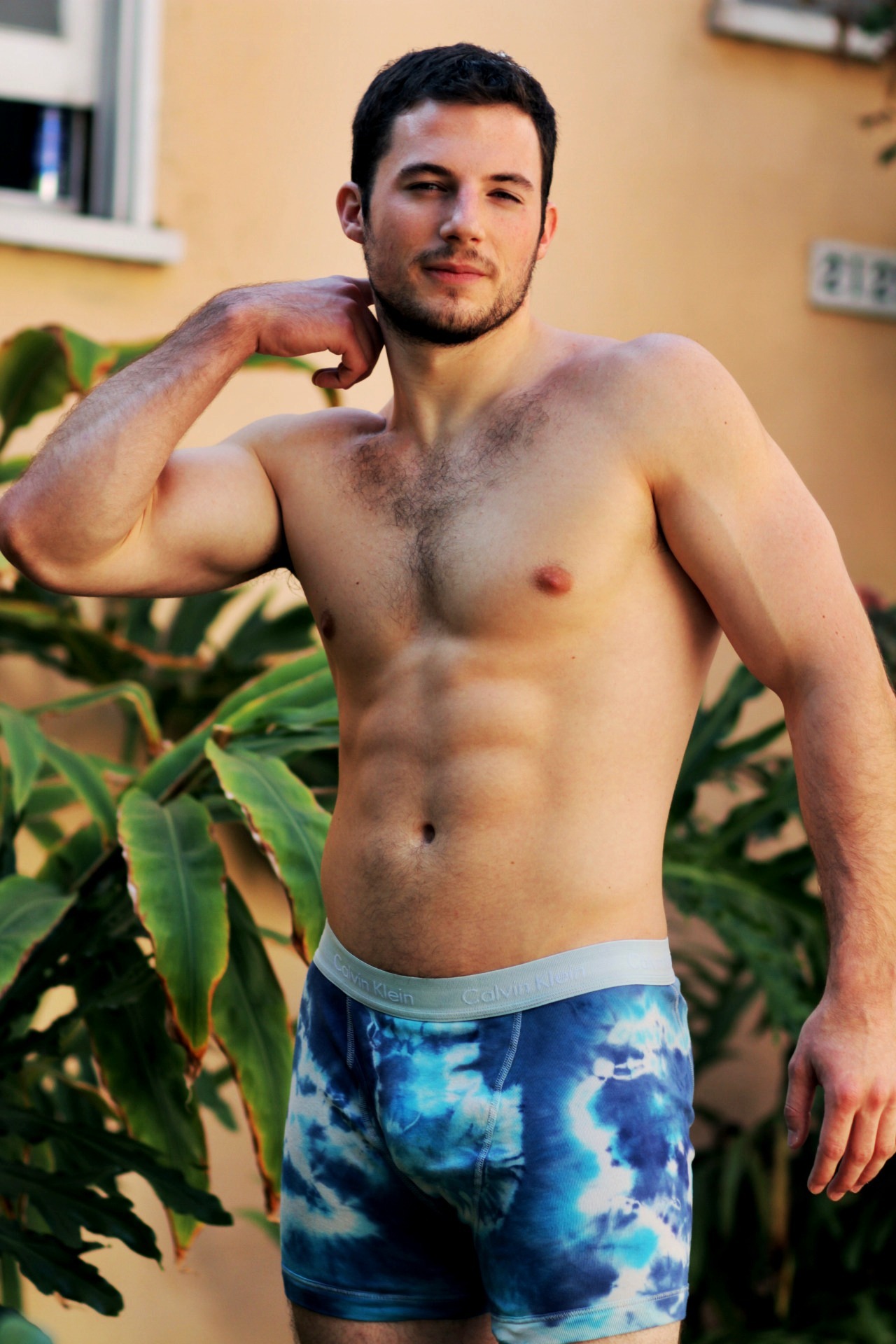 DO YOU LOVE MY MEN ?