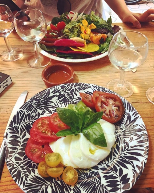 Two most beautiful salads #salad #caprese #vieuxnice #summeronaplate (at Vieux-Nice)