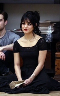 Vanessa Hudgens - 200x320Salve a imagem para usá-la