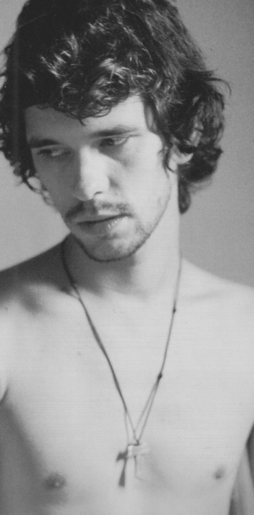 thatdandyboy: 365 Days of Men // Day 42 // Ben Whishaw