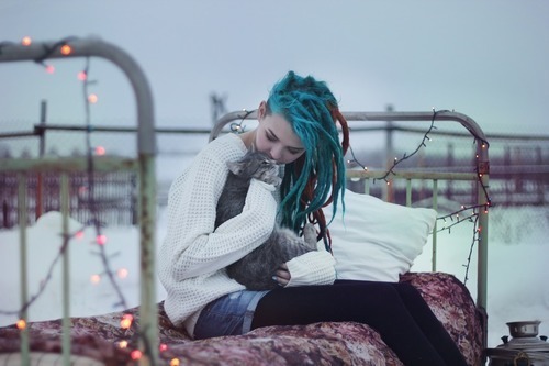 peace-within-us:  cuddle on We Heart It - http://weheartit.com/entry/100000050 