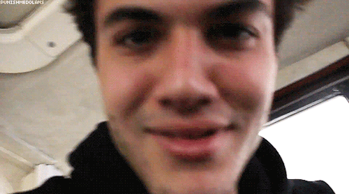 spiffydolan: he’s so cute omf