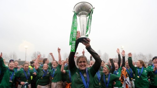 rollingmaul:I present the Grand slam Champs :-)Ireland women beat Italy 6-3 in Milan today. Huge con