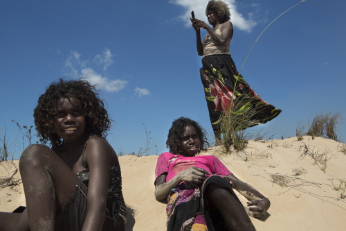 thesoulfunkybrother: -Aboriginal Australians . Ph. Amy Toensing. The only kind of Australians there 