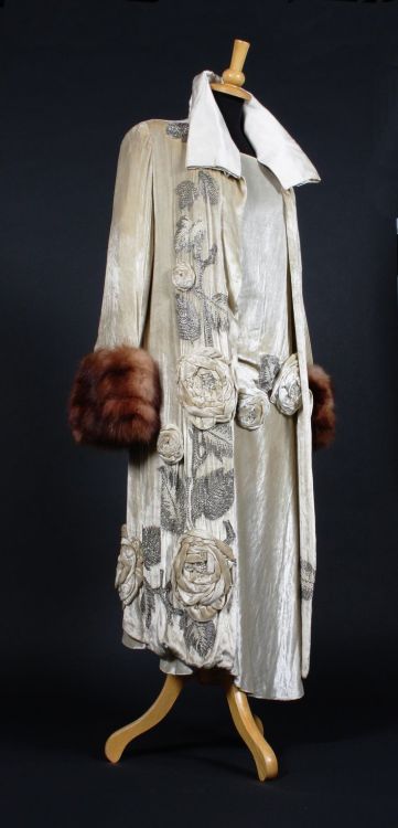 A 1920s cream silk velvet Molyneux dress and coat