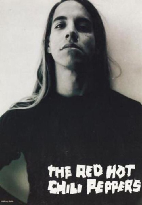 bxgmouthstrikesagain: This is my boyfriend. {mini Anthony Kiedis spam}