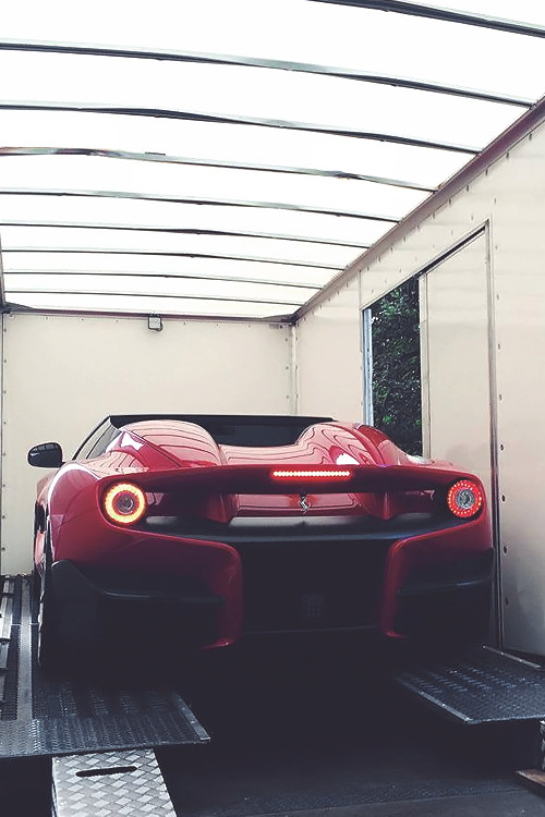 wearevanity:  F12 TRS | WAV 