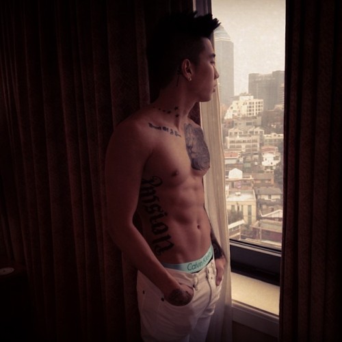 gowithjay:  jparkitrighthere Photoshoot 화보촬영~ #aomg #followthemovement    