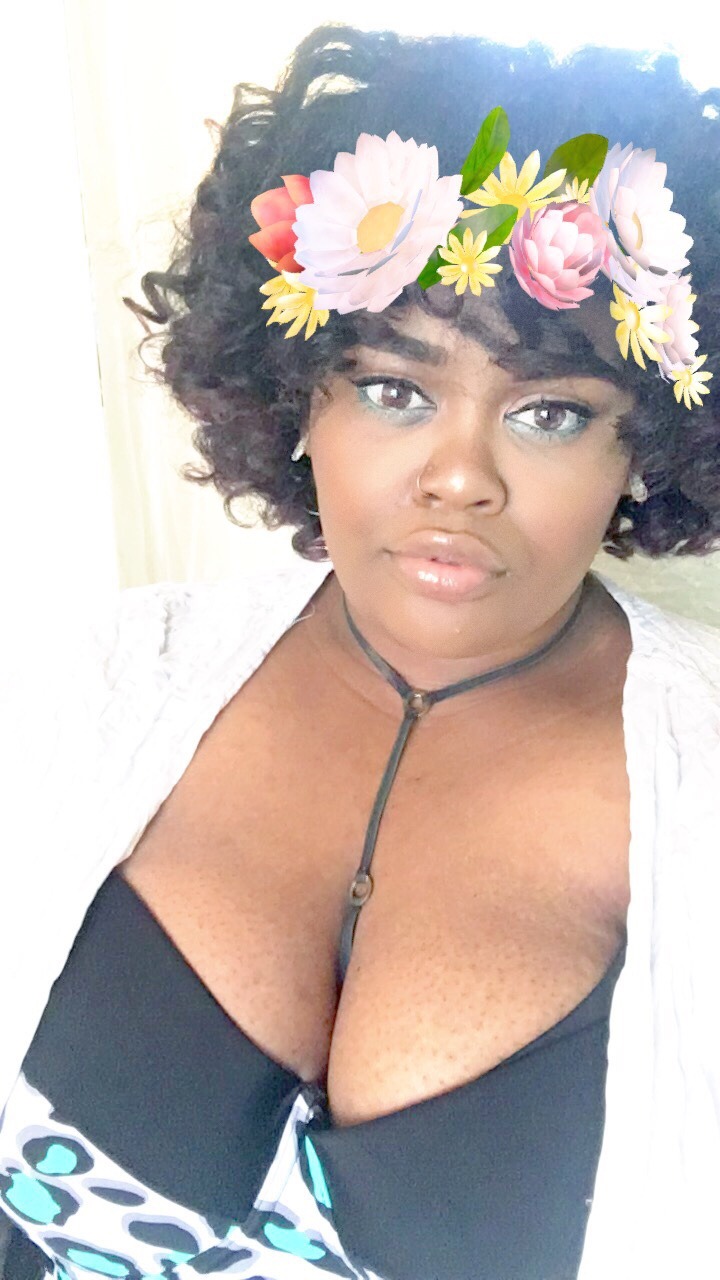 blackrebelz:  fatandbougie:issa muthafuckin full course meal 💕💕 #GodYes^^^This