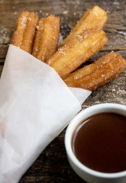 foodiebliss:  Churros Con Chocolate from