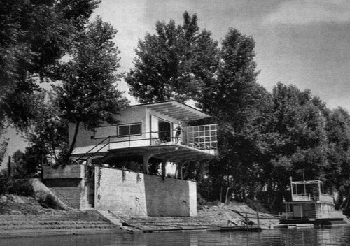 ofhouses: 447. Lajos Kozma /// Holiday Home /// Lupa Sziget, Budapest, Hungary /// 1935 OfHouses gue