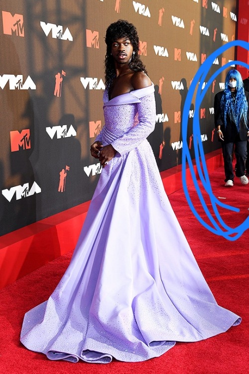 Since When Does Idia Go Outside For These Events??