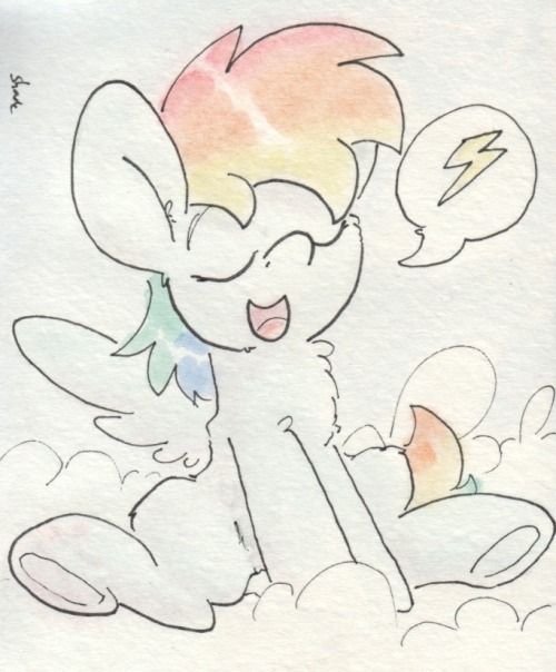 slightlyshade:The weather pony’s talking thunder!=3