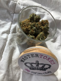 elighmadison:Penny from my friends @ MasterTokes 