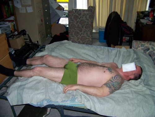 A good burglar does not kill, a good burglar drug and take advantage from his victims.
