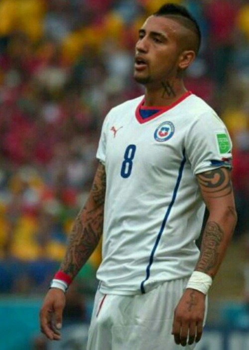 footbulging: Arturo Vidal