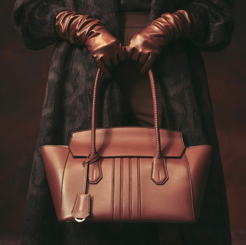 Trendy Bag for FW21: Classic inspired handbag.- Givenchy handbag.Andrew Gn, Vivienne Westwood, 3.1 P