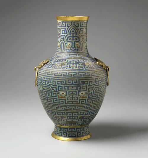 The Brooklyn Museum began its focused collecting of Chinese art in 1909, when it received a gift of 