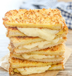 nom-food:  Panko crusted grilled cheese sandwiches