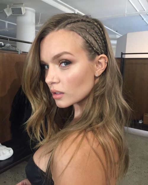 psxdanielle: @josephineskriver serving face PS…. hair done with our carbon cutting comb and s