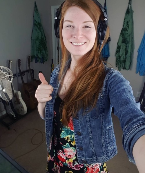 melodylane:Thumbs up batch, restocked my supplies so I’ll be on twitch to celebrate. twitch.tv/melod
