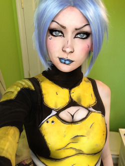 Matchingbatmannecklaces:  Paislypark:  I Finished Stylin The New Wig I Got For Maya
