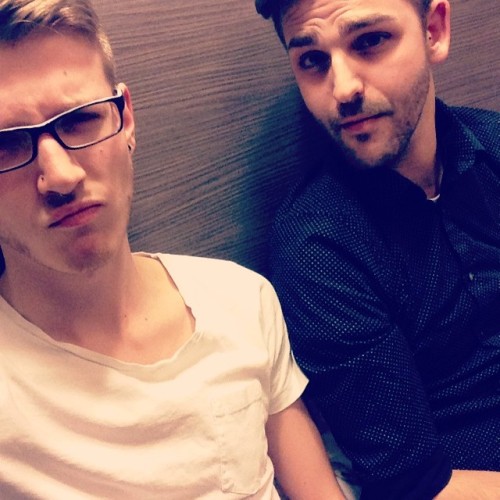 a-little-insane: chillin’ like villains in NYC