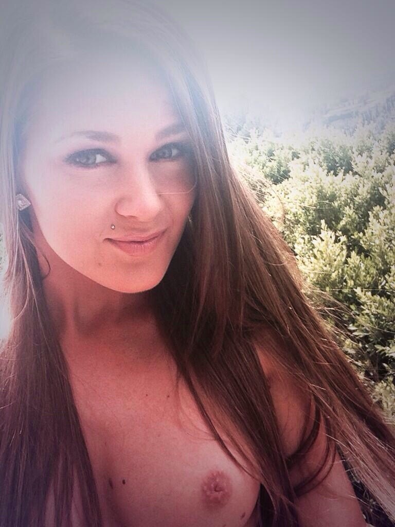 rottenhandle:  Abby Cross