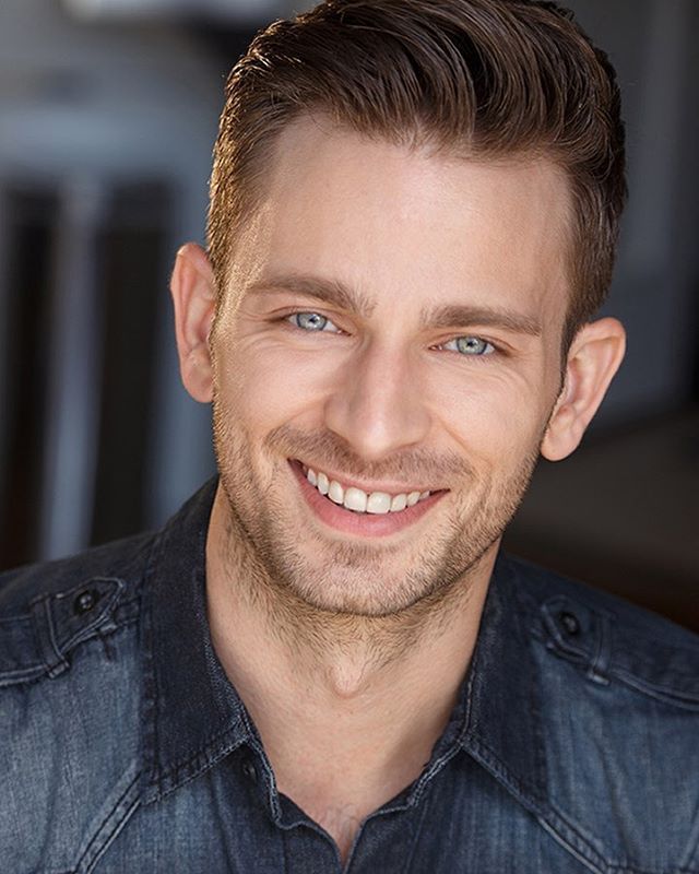 derekyates:  New commercial headshot by @mr.arthurbryan! Show me the auditions!!!!!!!