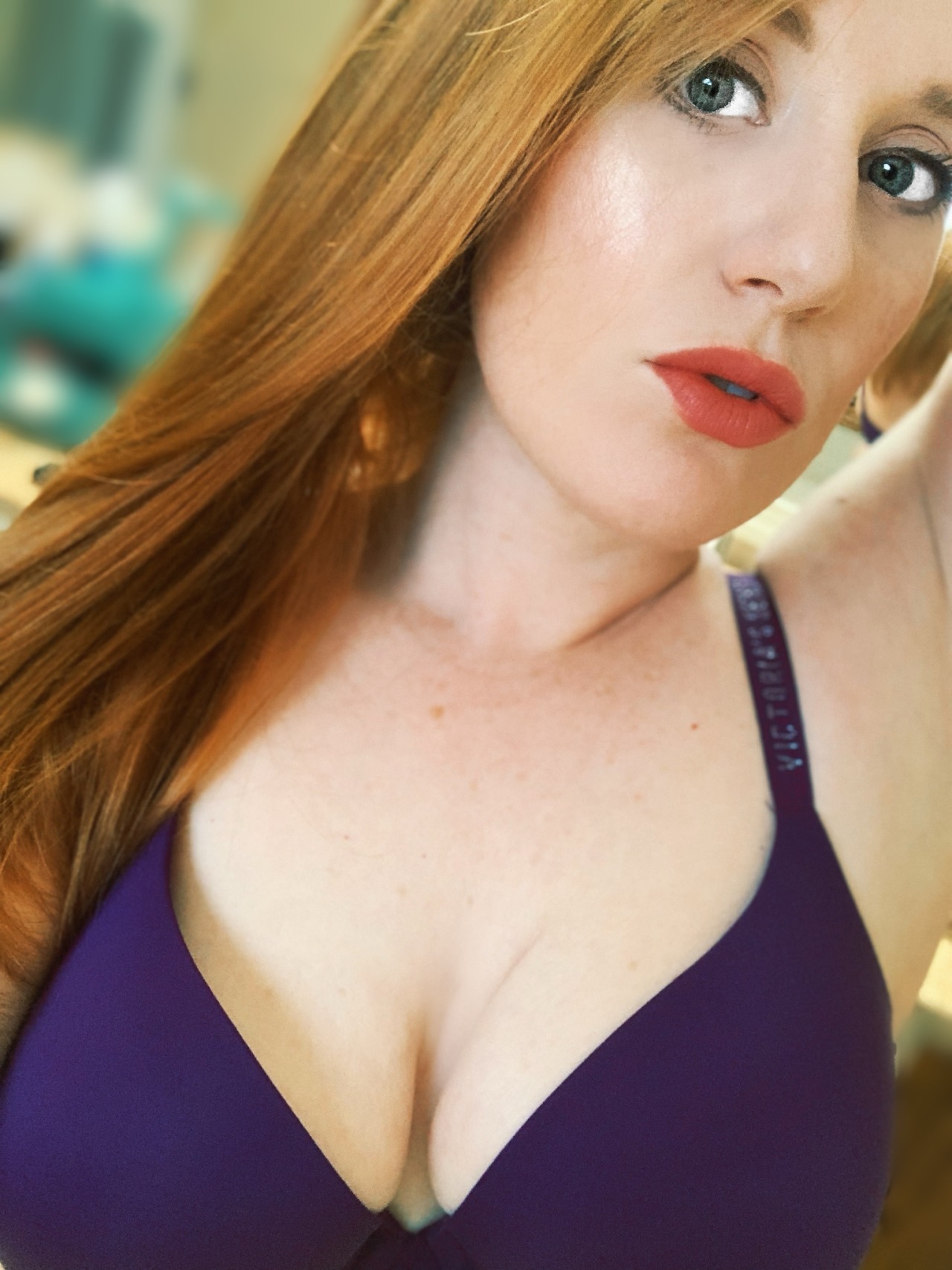 daydreaming-redhead:Watch out 2020, I’m comin in hot!!! 🔥😉