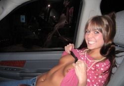 udisside:  Flashing in a car 