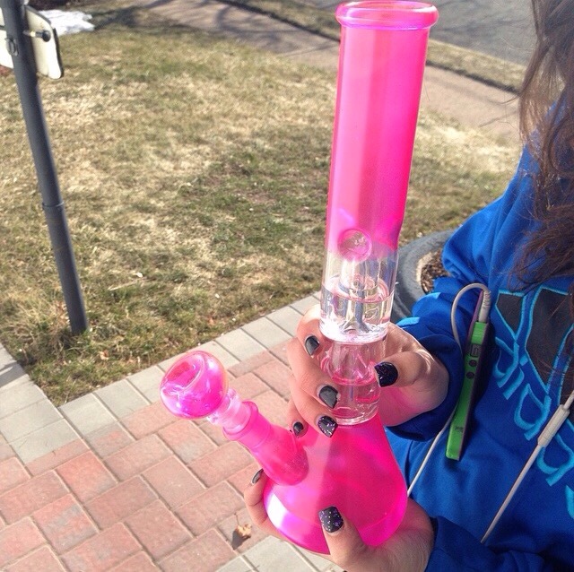 pale-babes-of-ghetto:  –