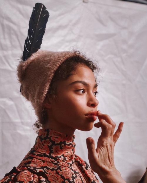 Zoe Thaets at Marc Jacobs Fall 2019