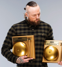 jimdrugfree:    Aleister Black wins Male