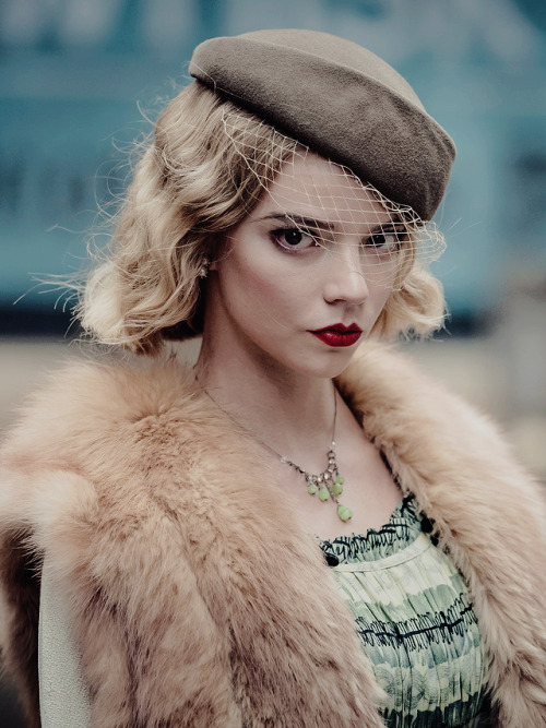 thesoldiersminute:ANYA TAYLOR - JOY   as    GINA GRAY   in  PEAKY BLINDERS.