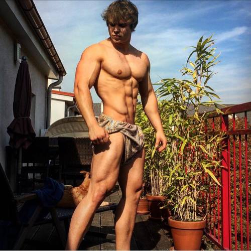 Lucas Sparer adult photos